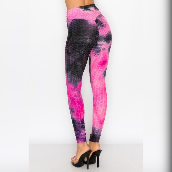 Blue Tie Dye Scrunch Butt Enhancing Yoga Leggings - Picture 2 of 4